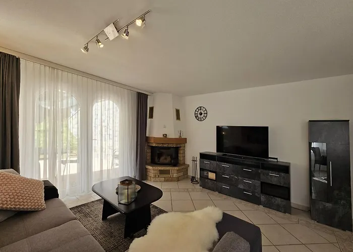 Chateau Eg Apartment *