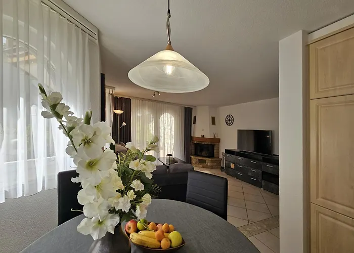 Chateau Eg Apartment *